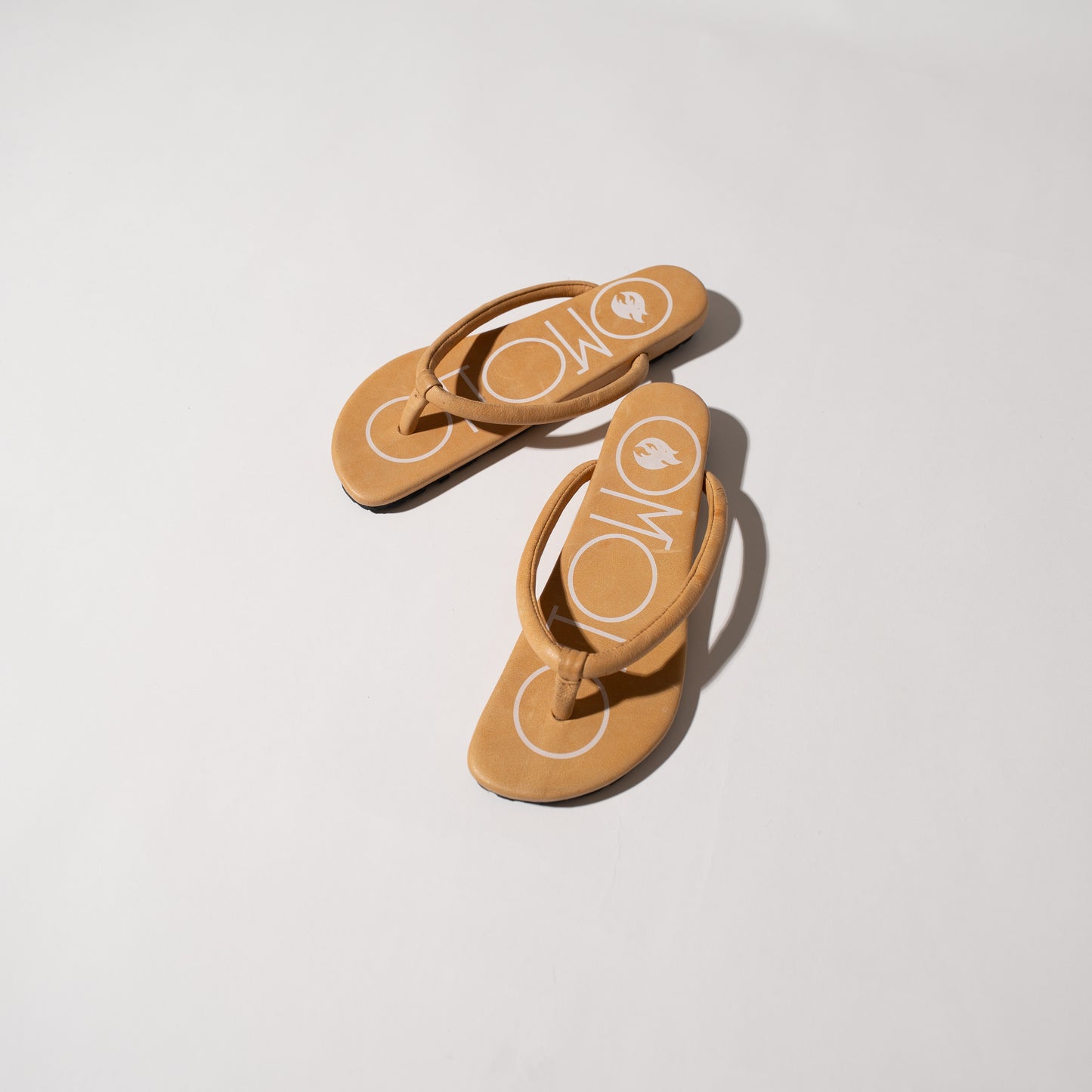 BEACH SANDALS