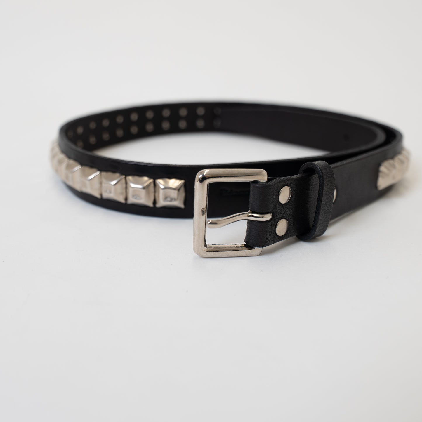 STUDS BELT